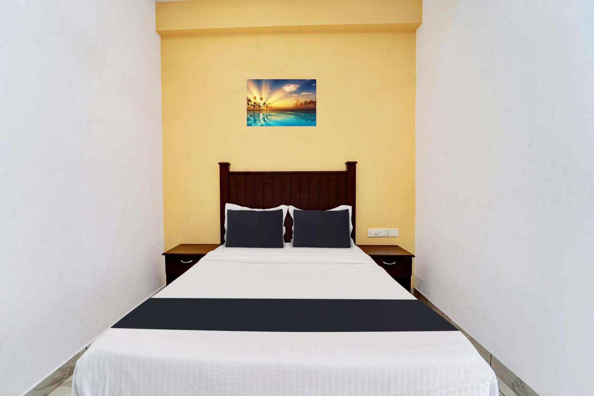 Super Collection O Calvathy Road Near Fort Kochi Exterior photo