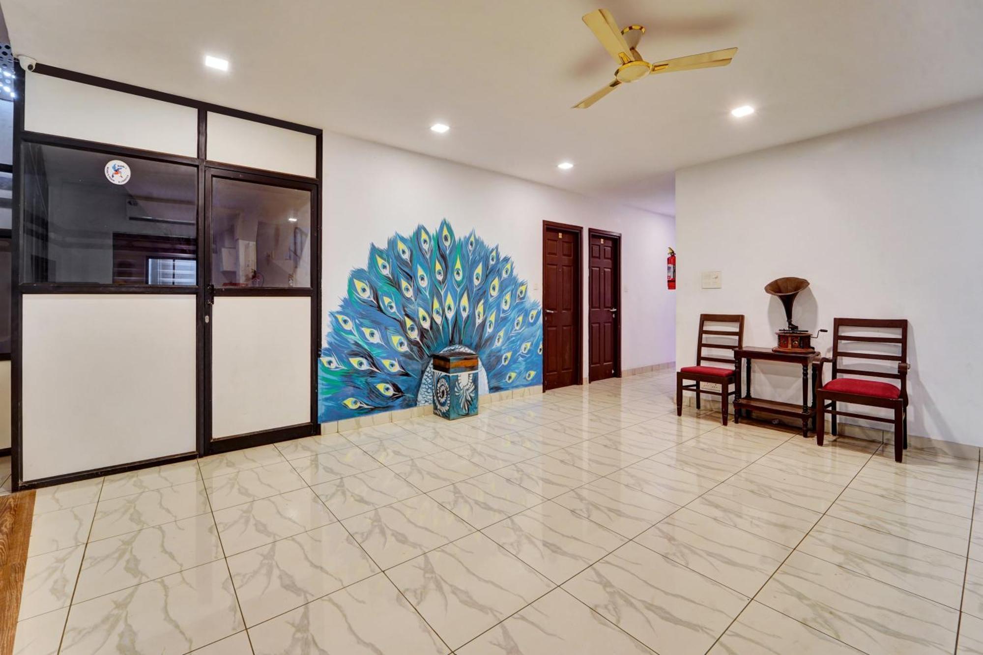 Super Collection O Calvathy Road Near Fort Kochi Exterior photo